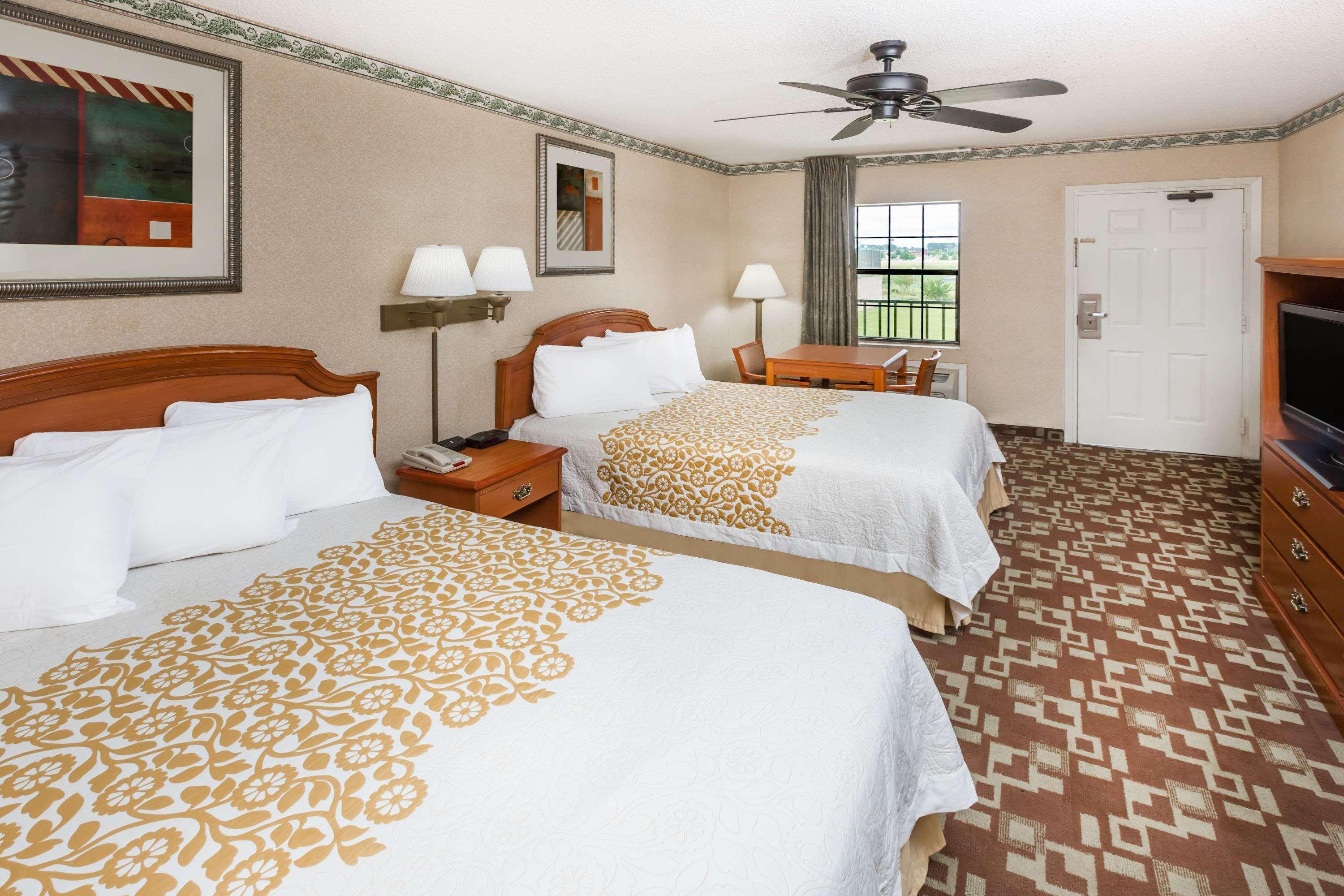 Days Inn By Wyndham Batesville Exteriér fotografie