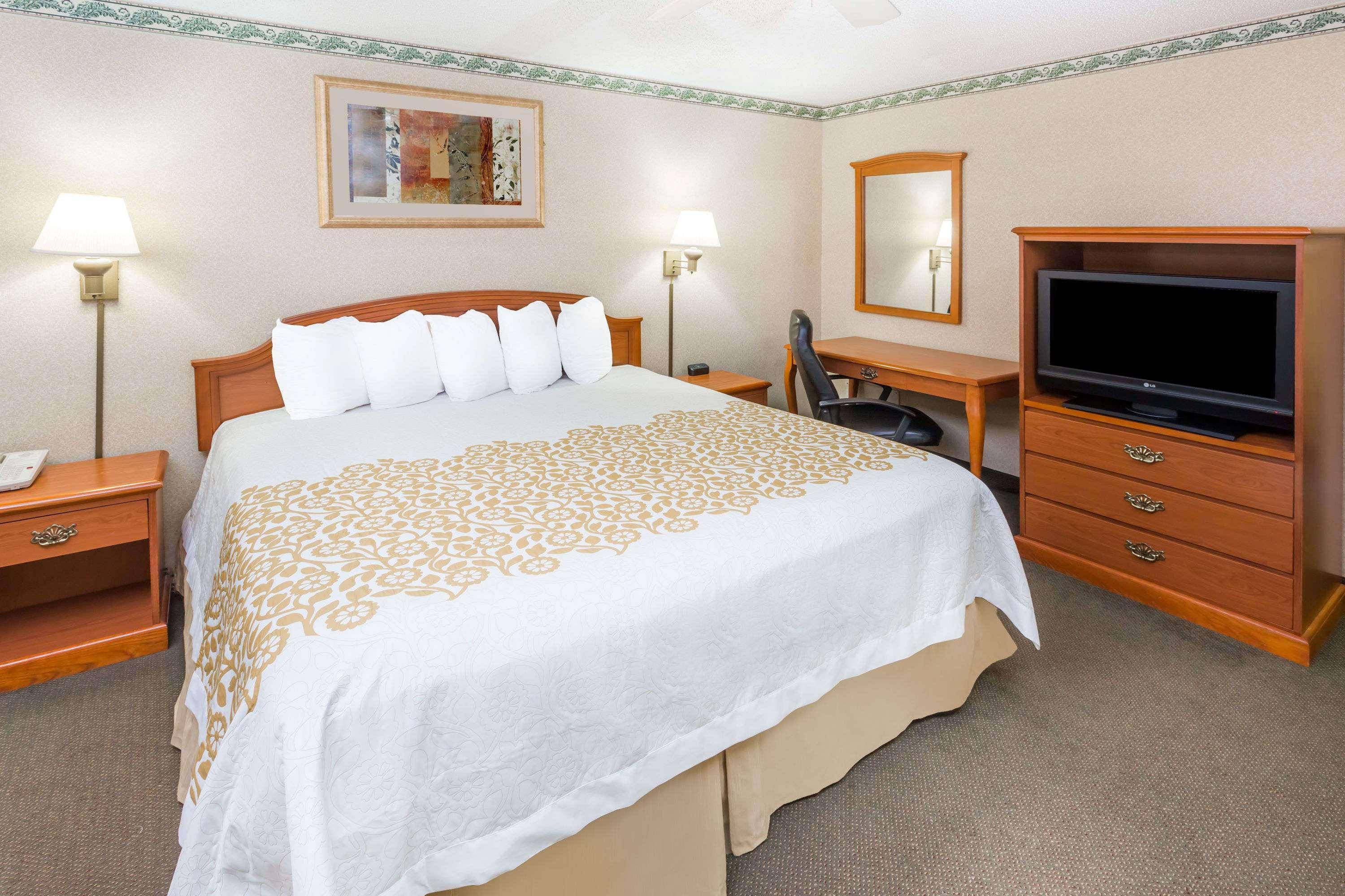 Days Inn By Wyndham Batesville Exteriér fotografie