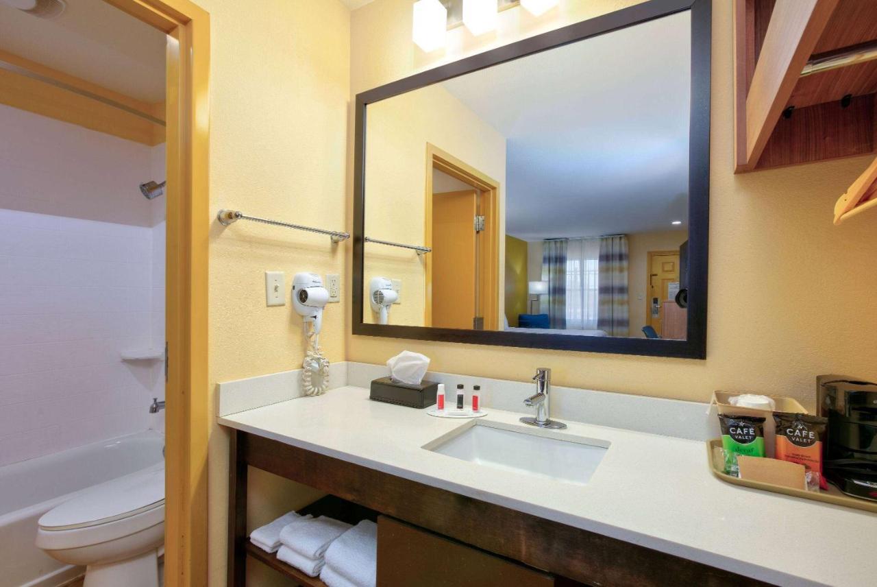Days Inn By Wyndham Batesville Exteriér fotografie