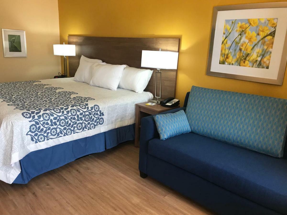 Days Inn By Wyndham Batesville Exteriér fotografie